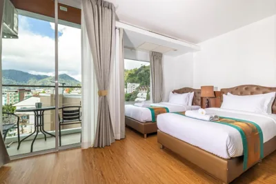 슈페리어 트윈룸 — Aura Hotel Phuket